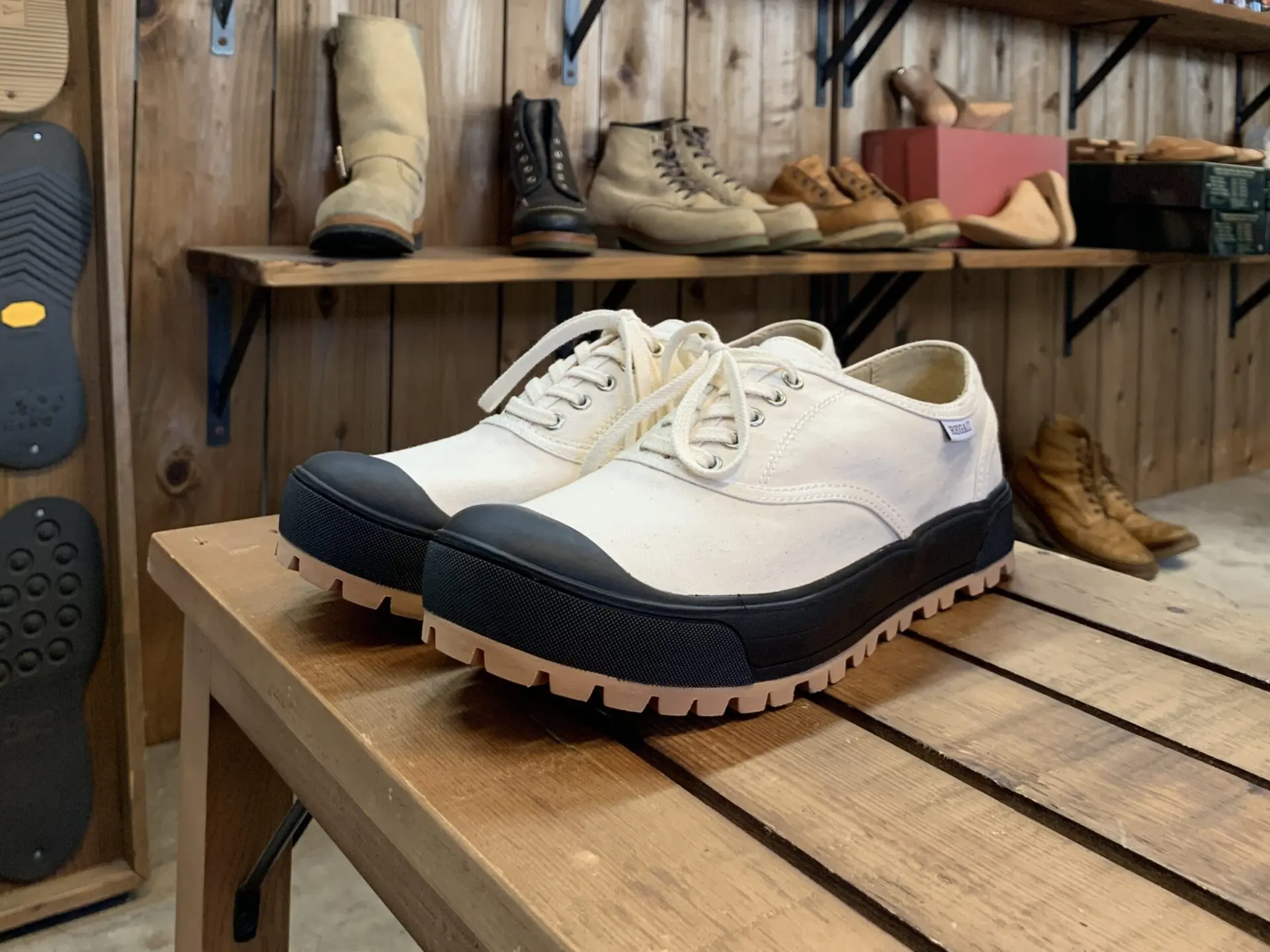 Vibram148ソール補強でスニーカーを無骨な印象に！ - 靴修理RADIAN名古屋