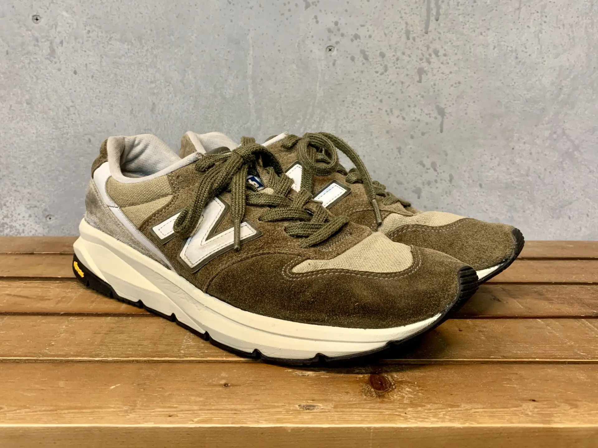 New Balance】ソールが劣化したニューバランス996をソール交換