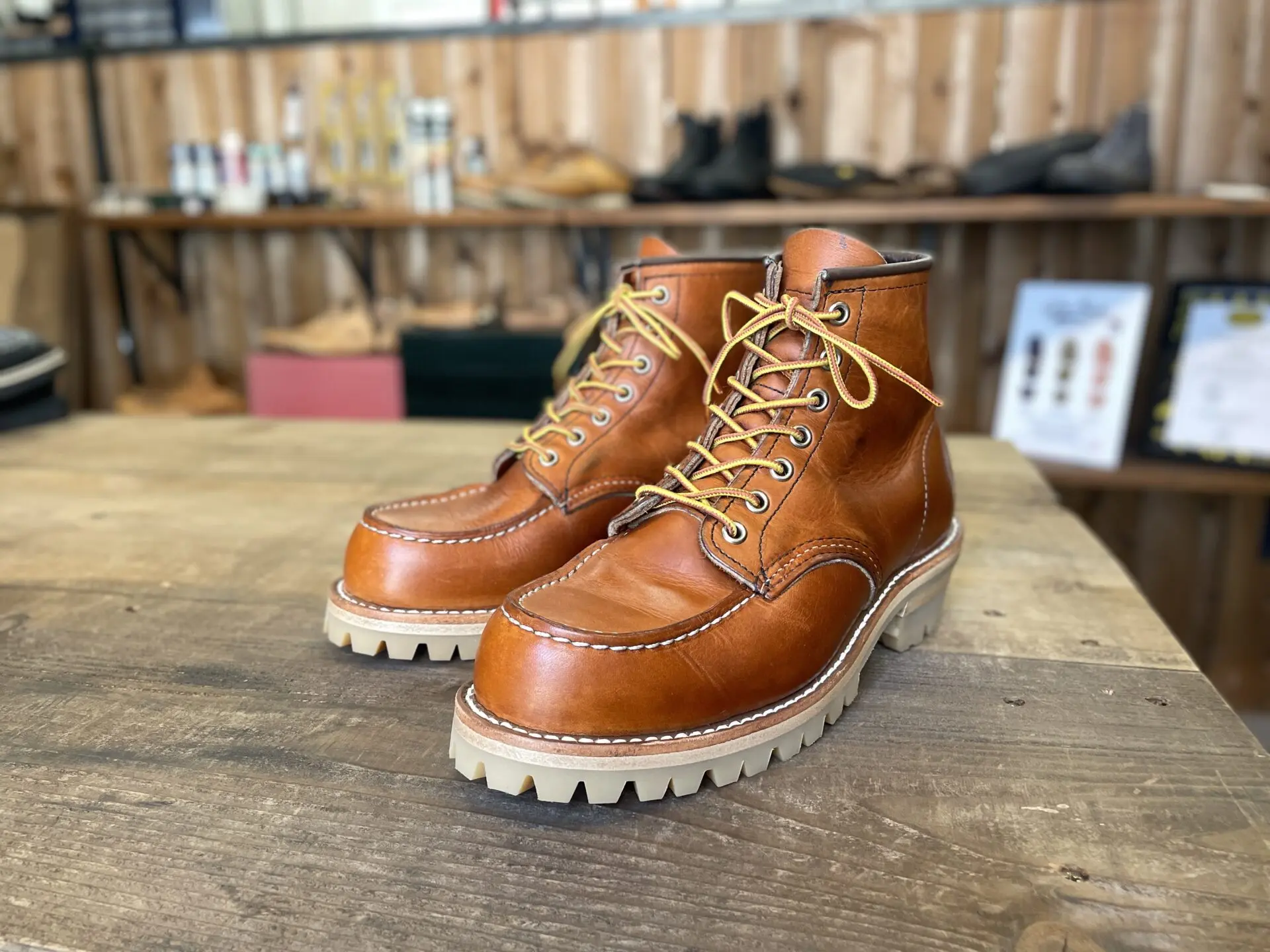 REDWING 875 ✖️ VIBRAM 100 HONEY - 靴修理RADIAN名古屋