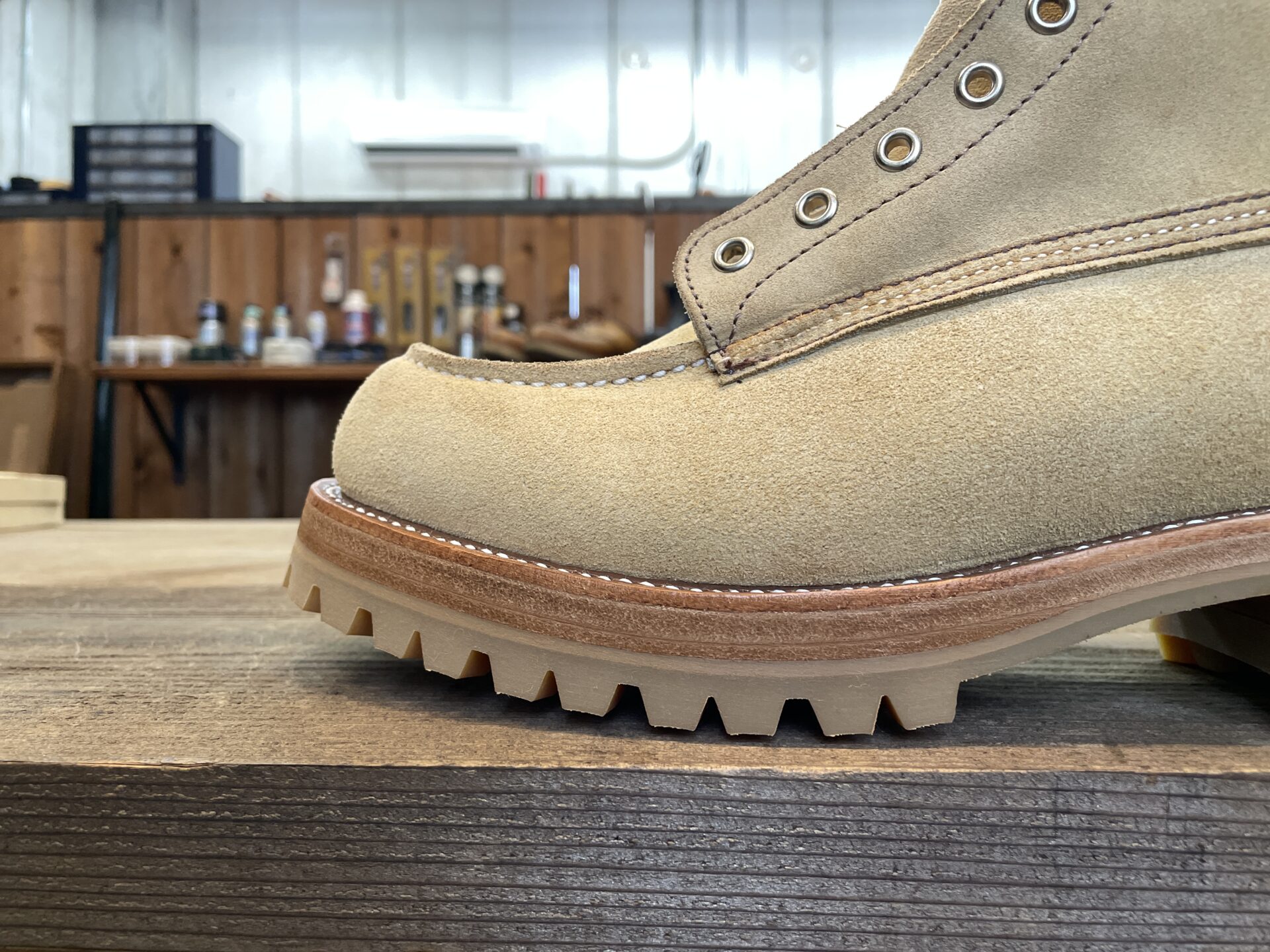Vibram100 ハニー レッドウィング ソール交換