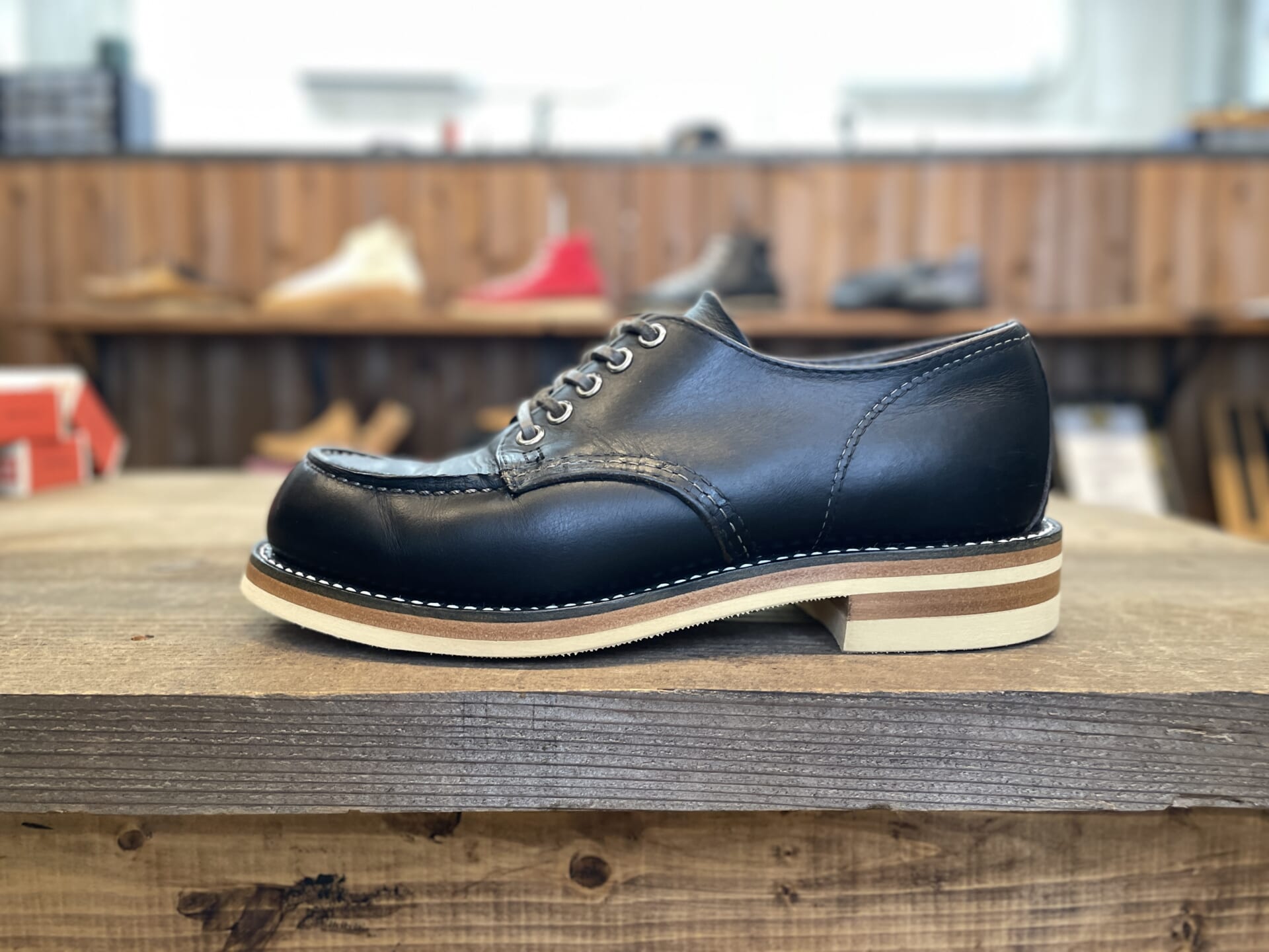 レッドウィング オックスフォード Dr.Sole スーパーグリップソール交換後の側面