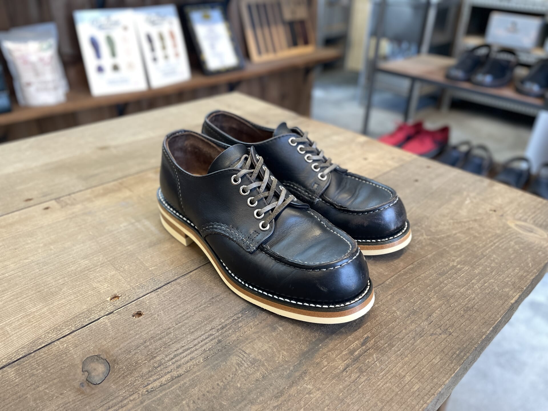 レッドウィング オックスフォード Dr.Sole スーパーグリップソールでオールソール交換した完成写真